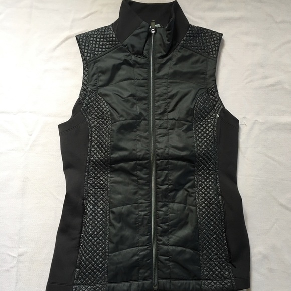 athleta black vest